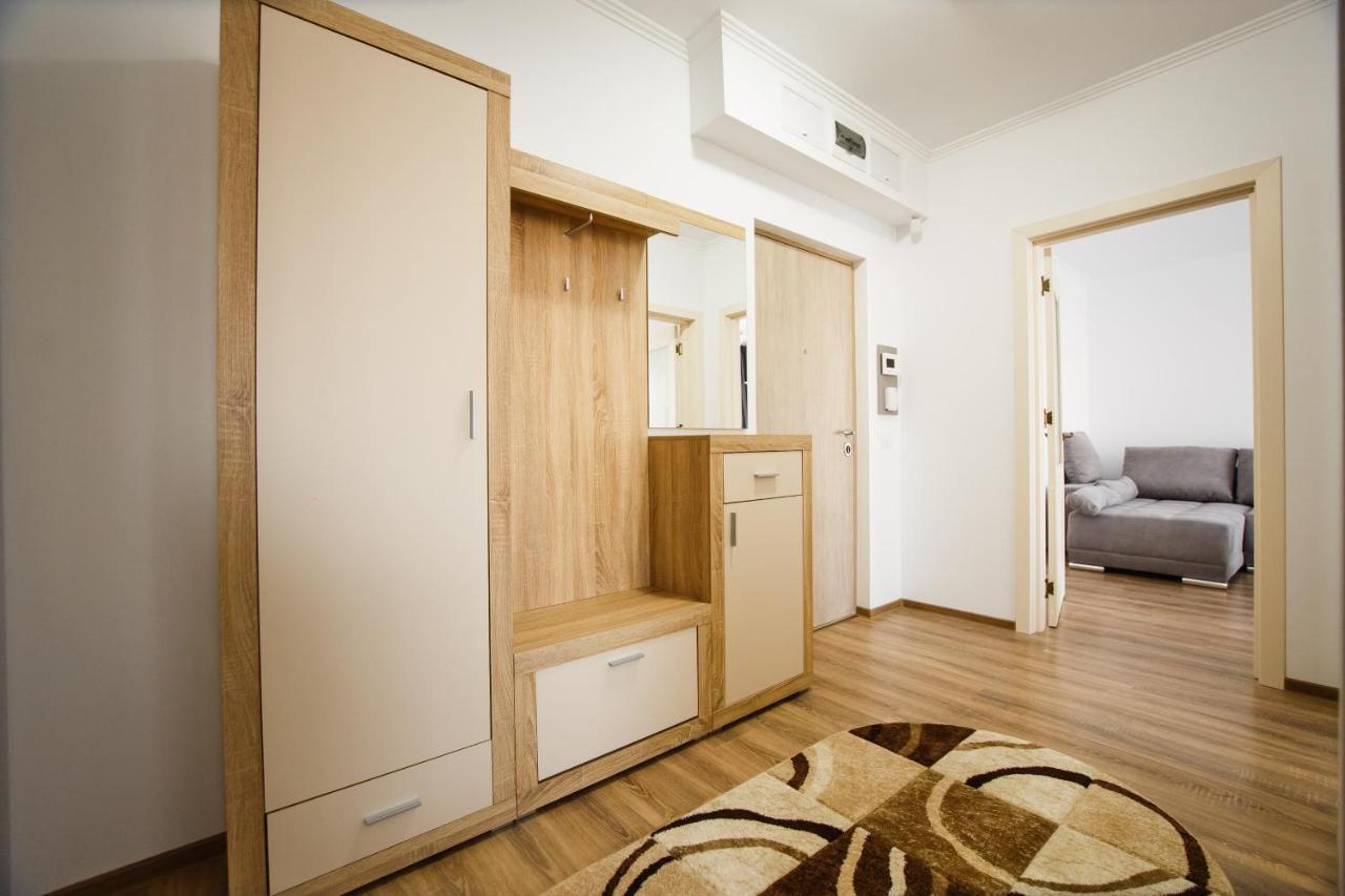 Bright & Elegant Central Apartment オラデア エクステリア 写真
