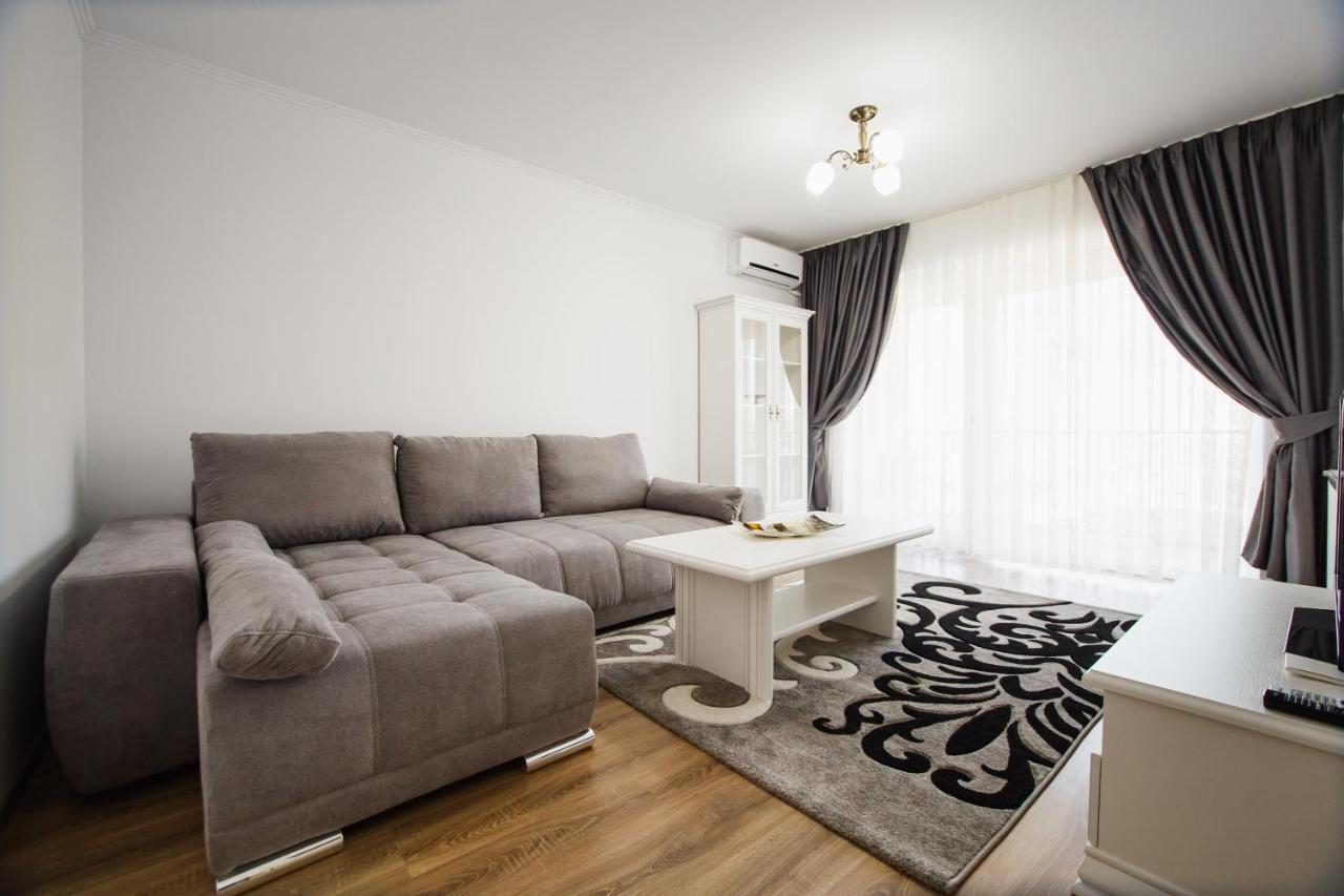 Bright & Elegant Central Apartment オラデア エクステリア 写真