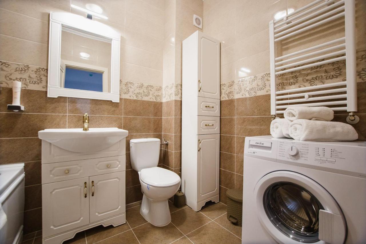 Bright & Elegant Central Apartment オラデア エクステリア 写真