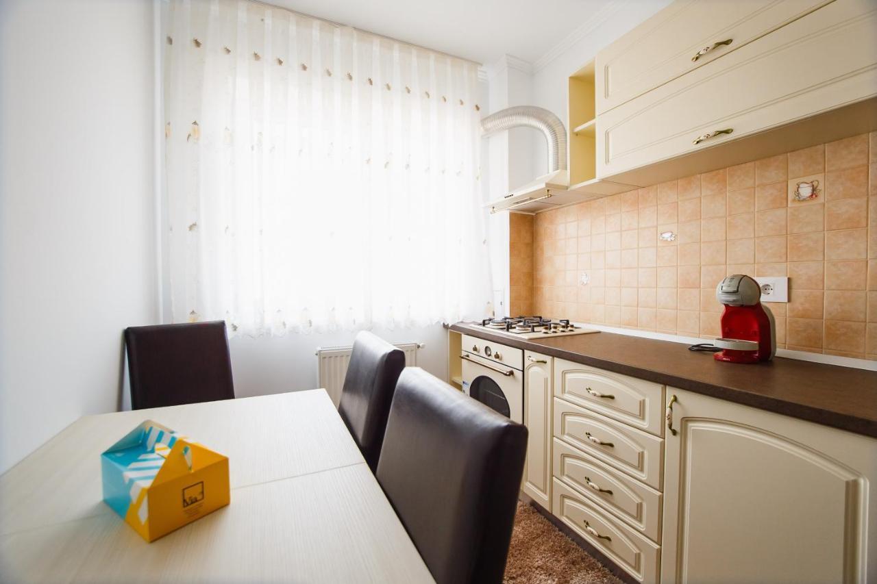 Bright & Elegant Central Apartment オラデア エクステリア 写真
